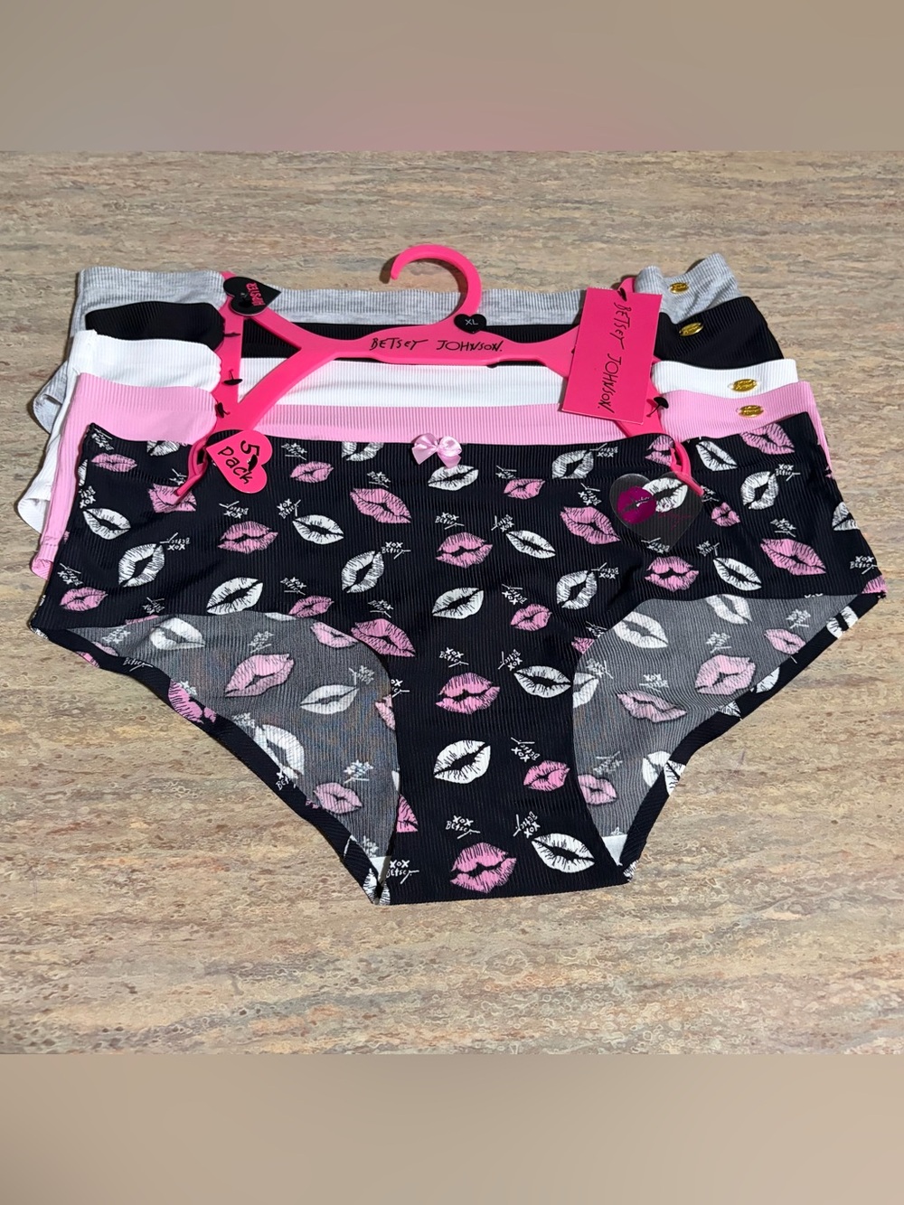 Betsey Johnson 5-Pack Black, Pink & White Lip-Print with pink, Gray Panties